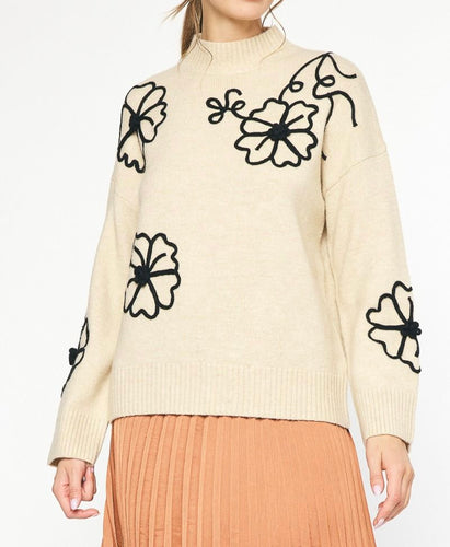 Natural Bouquet Sweater Plus