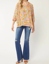 Load image into Gallery viewer, Annette Retro Floral Top Plus