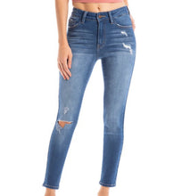 Load image into Gallery viewer, Paula Medium Wash Jeans