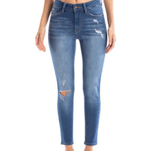 Load image into Gallery viewer, Paula Medium Wash Jeans